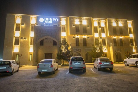Dunyo Palace
