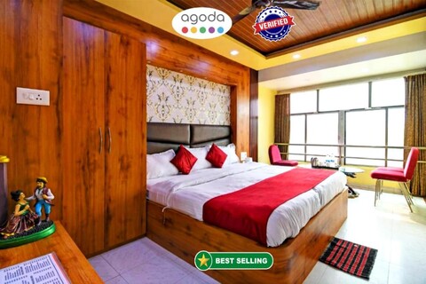 고룸고 아슈레이 스와르가드와르 근처 골든 비치 푸리