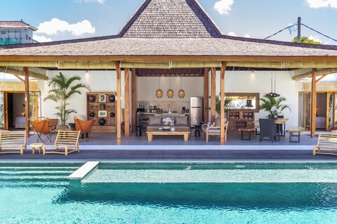 빌라 하나 바이 알프레드 인 발리