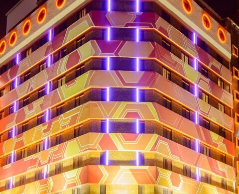 LA 호텔, 류허 푸싱