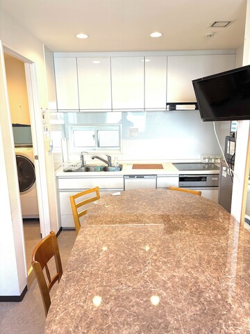 도쿄 아트 하우스