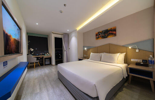 room detail thumbnail 0