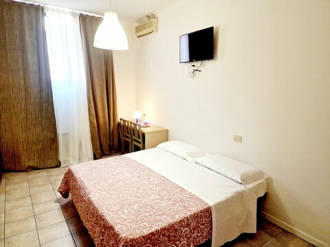 호텔 피렌체 2000