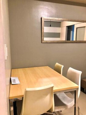 Cosy Light Residences Unit Staycation