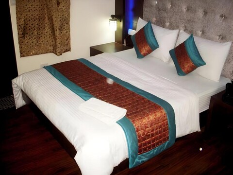 호텔 타슈켄트 팰리스