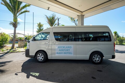 오클랜드 공항 이지 호텔