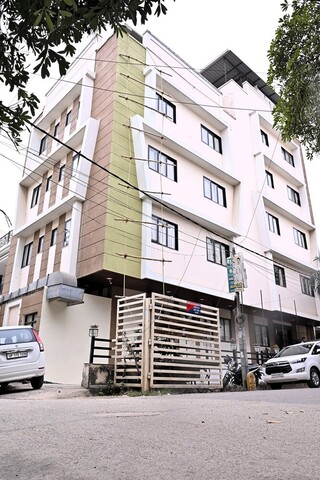 나만 스튜디오 호텔