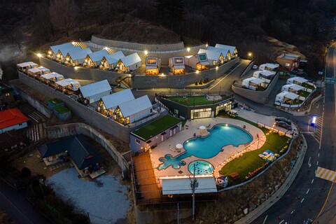 가평 바이올린글램핑카라반