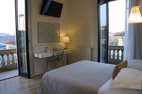 호텔 라 누오바 로타이아