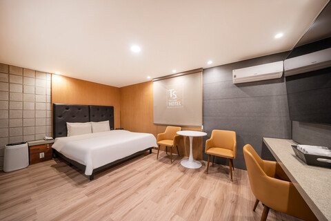 전주 중화산동 투썸호텔