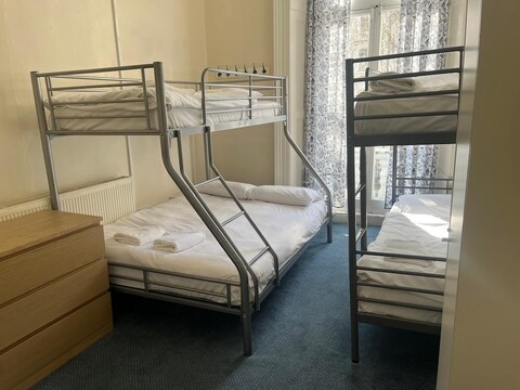 아틀라스 호스텔