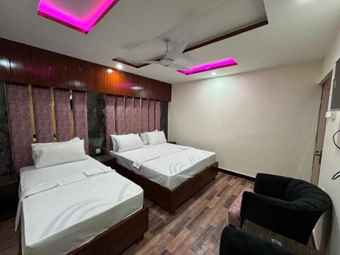 로즈 로지스 게스트 하우스, 이슬라마바드