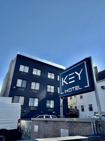 호텔 키 라과디아 에어포트