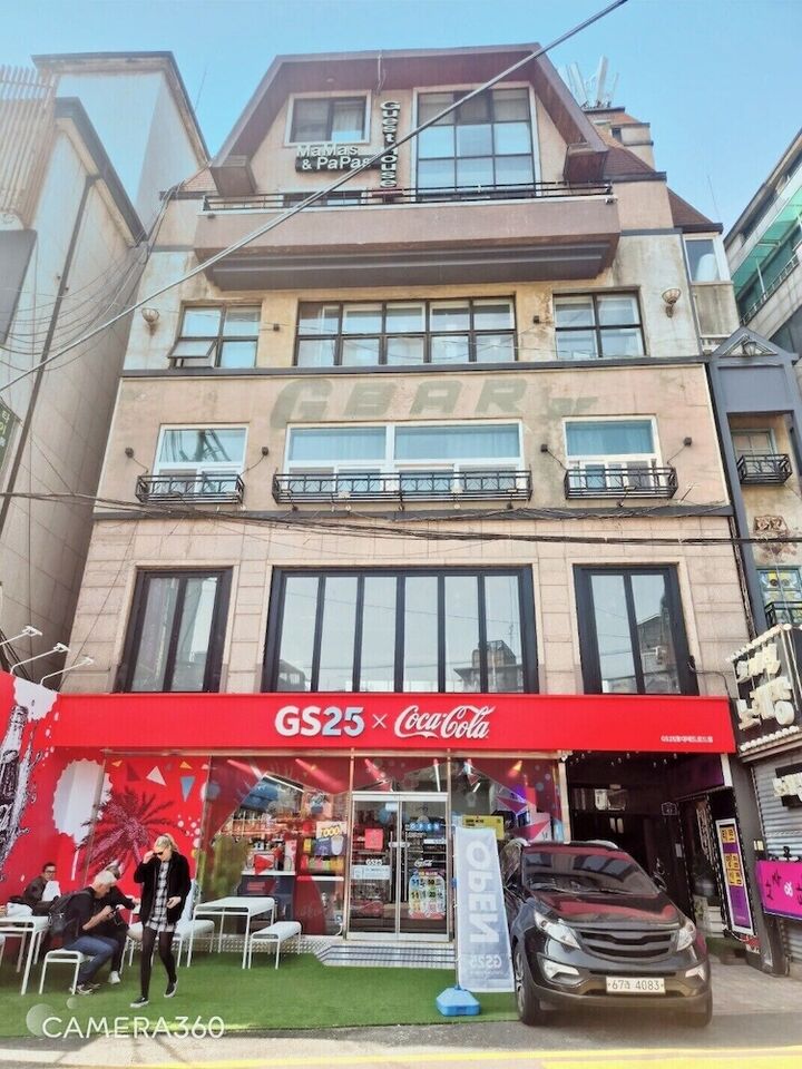 홍대게스트하우스 마마스앤파파스