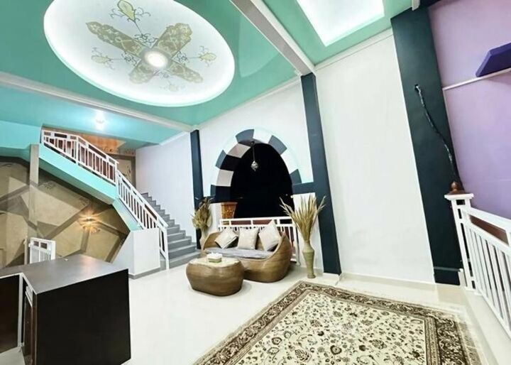 HOTEL SUTRA TOUR-i