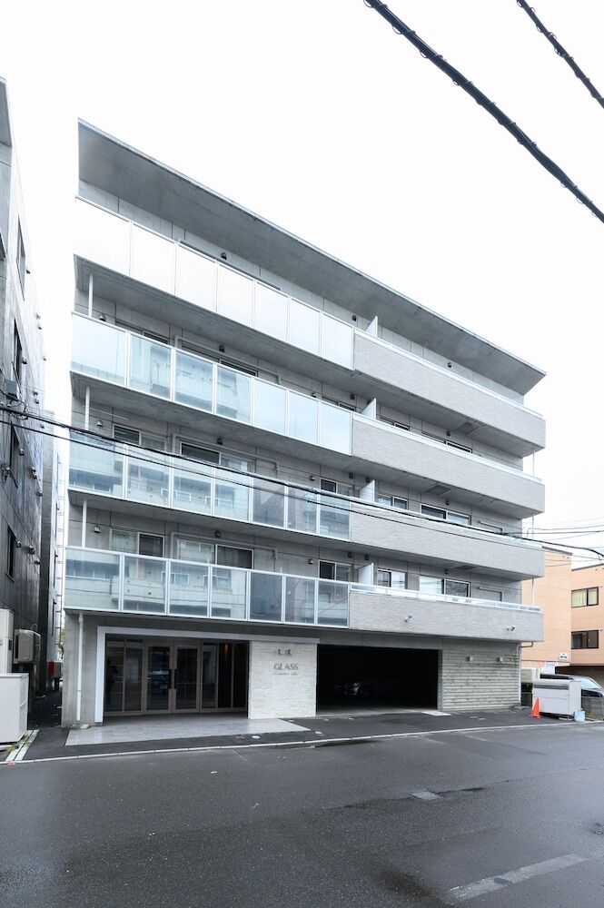 GLASS YAMAHANA EAST 대표 이미지
