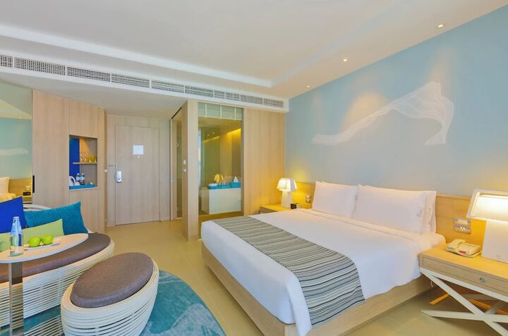 room detail thumbnail 0