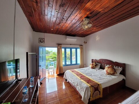 웨스트 워터 호스텔