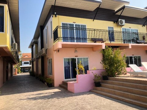 Anyavee Chom by The Sea