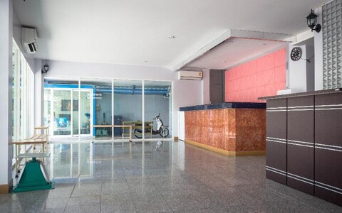 버드 룸 호텔 - 프라투남