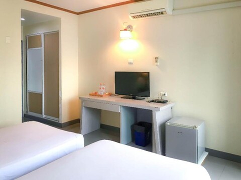 J Two S Pratunam Hotel [SHA-certified]