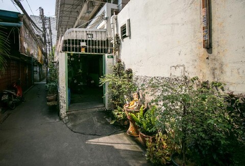 Mrt Phetkasem 48 Place