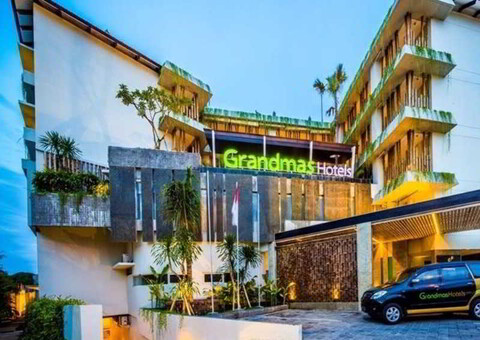Grandmas Tuban Hotel