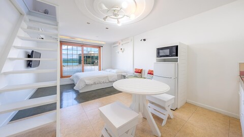 강릉 다섯개의달 펜션