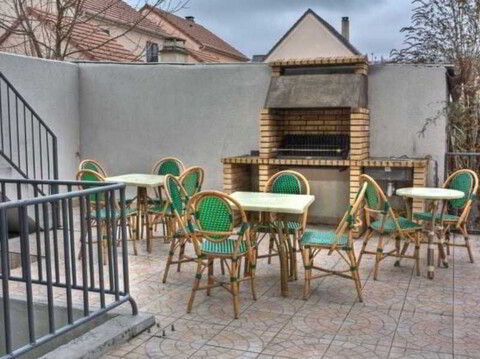 Lauberge Du Cheval Noir