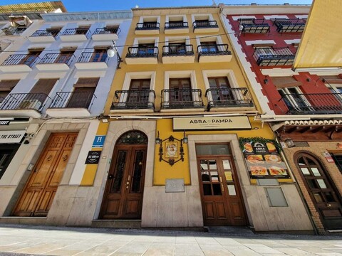 오스탈 엘 올리보