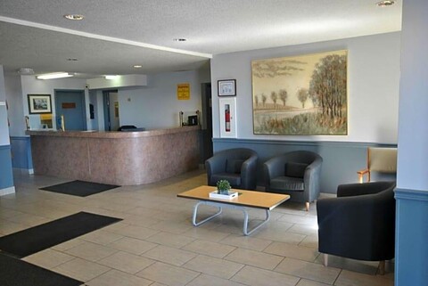 Howard Johnson Strathmore