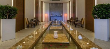 RADISSON BLU HOTEL & CONVENTION CENTER