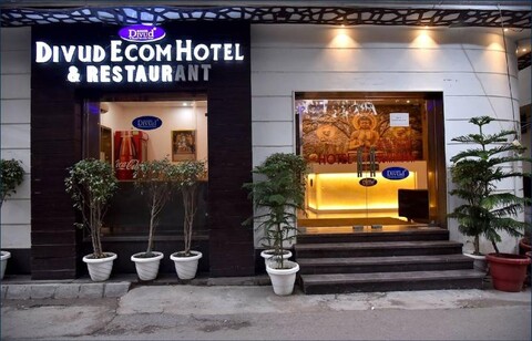 Divud Ecom Hotel