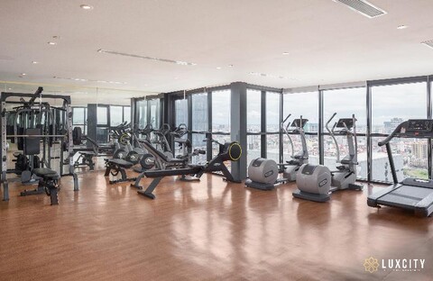 Luxcity Hotel & Apartment