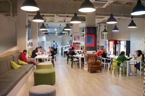 홀라  호스탈  에이삼플 -  호스텔