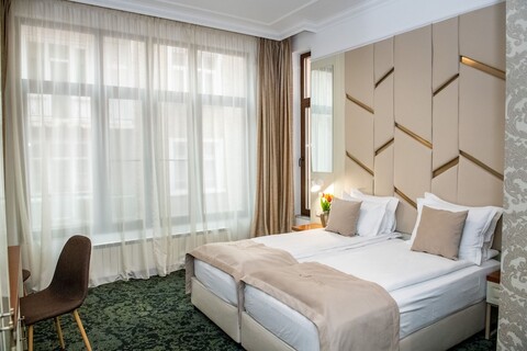 아고라 부티크