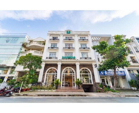 댄센터 럭셔리 아파트먼트 SECC 근처 구 에메랄드 호텔 앤 아파트먼트