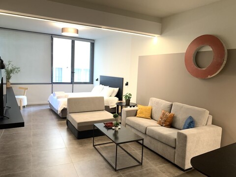 M17 스튜디오 & 스위트