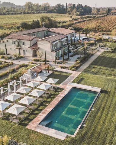 나티아 릴레이스 - 어른 전용