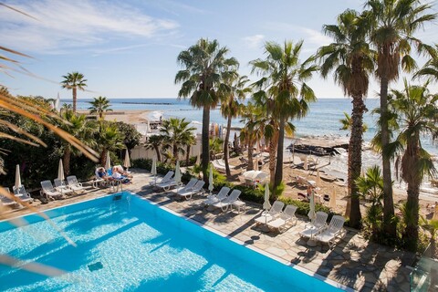 호텔 카라벨 탈라소 & 웰니스