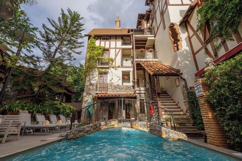 르 차르코아 호텔