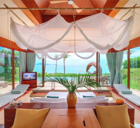 room detail thumbnail 2