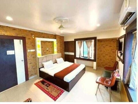 담스테이 호텔 사이 샌드파이퍼, 해변 근처