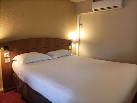 키리아 제네바 - 생-제니-푸이