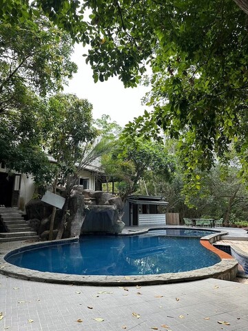 바안 부사바 호텔