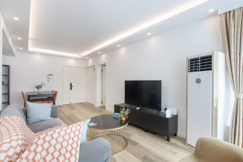 타임스 2베드룸 아파트, ITC 쉬자후이 라인1 11 근처