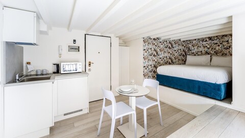 이탈리안웨이 - 더 비 빌리지 스탠다드 - M5