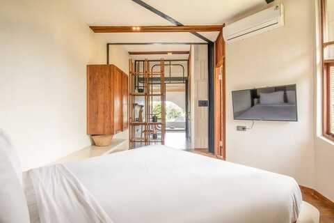 BAZ 빌라 12 스튜디오 2 L 우아한 1BR 로프트, 아르데코 스타일, 공유 수영장