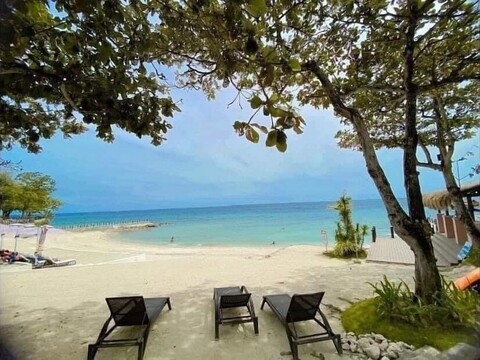 막탄 뉴타운 1-베드룸, 발코니 및 수영장 이용 가능