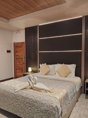 팡라오 펄 프리미어 화이트 샌드 리조트